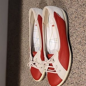 Ecco women's shoes, size 10, red and tan color